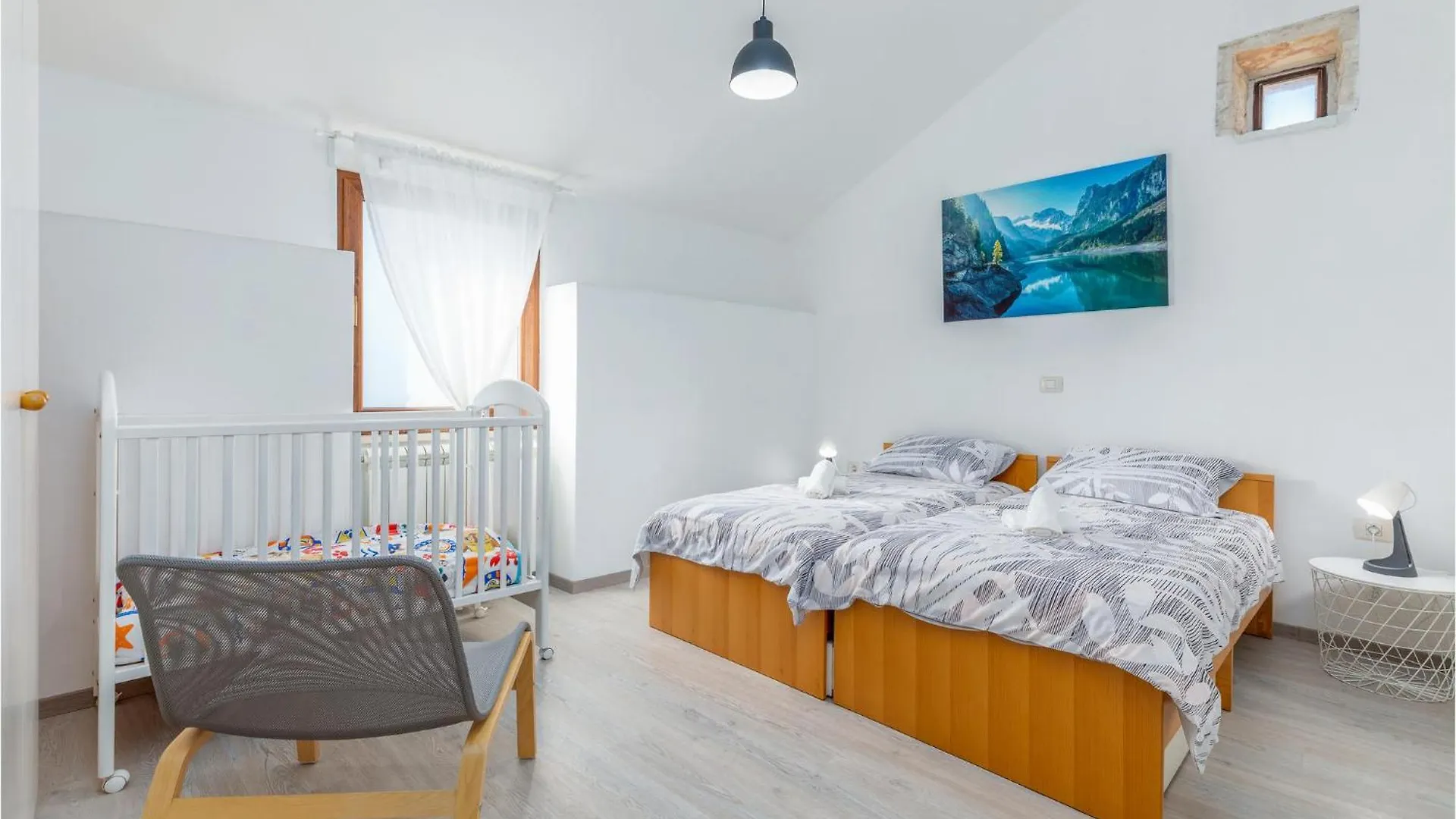 Holiday home 3 Bedroom Cozy Home In Svetvincenat
