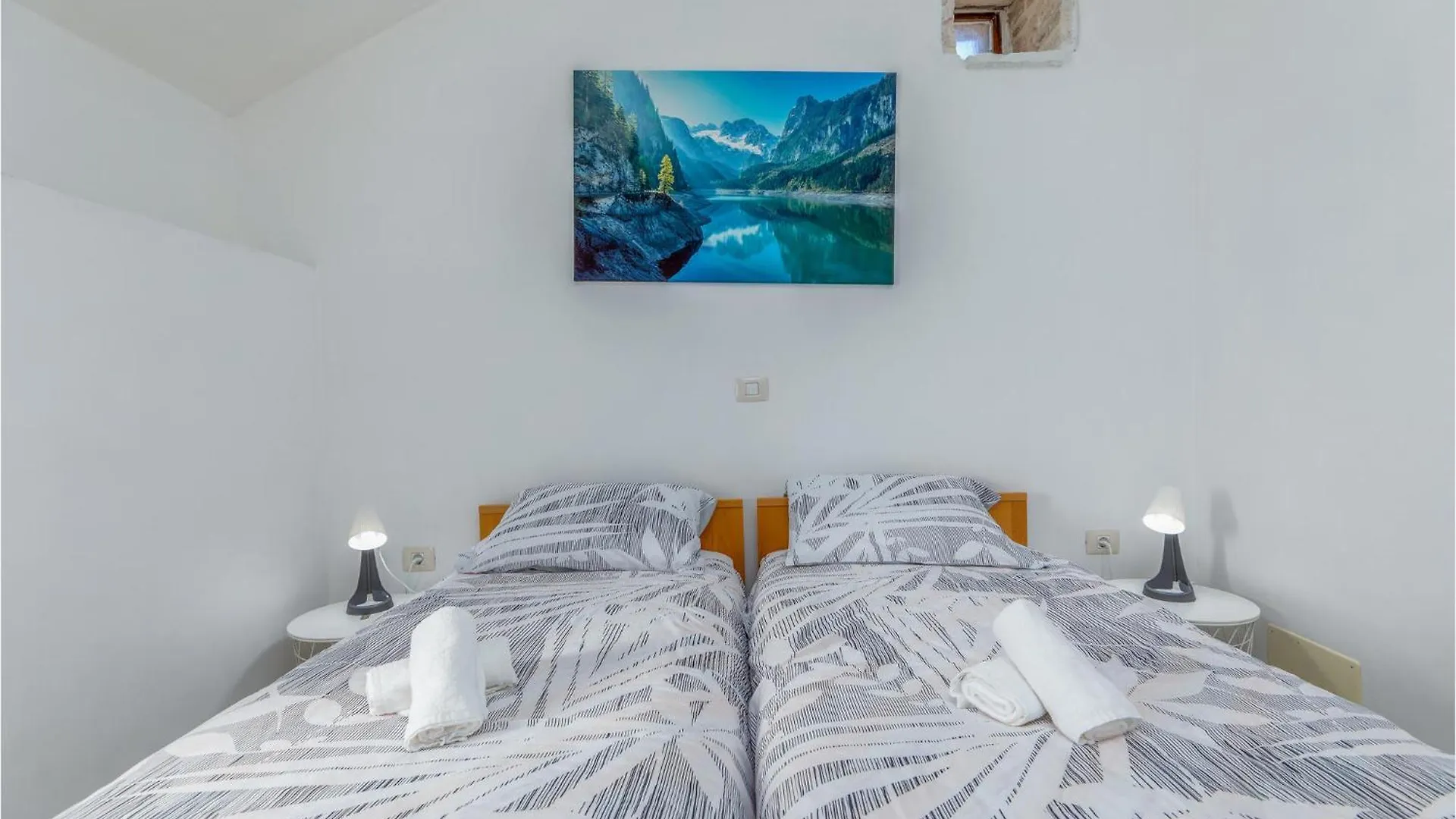 Holiday home 3 Bedroom Cozy Home In Svetvincenat