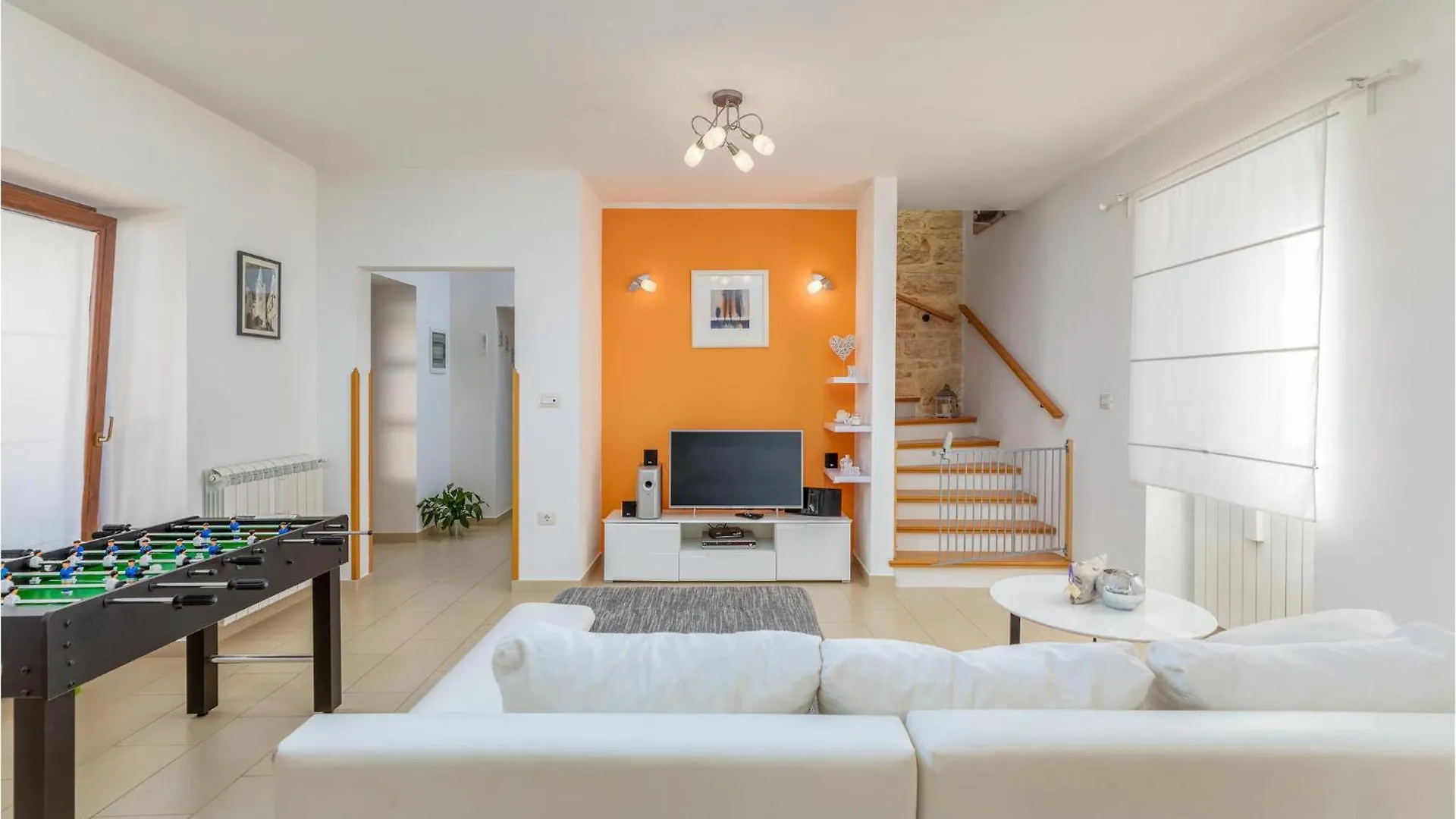 3 Bedroom Cozy Home In Svetvincenat Holiday home